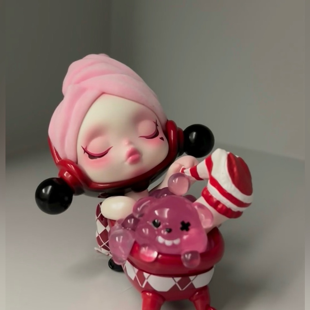 Pop Mart Skullpanda Tell me What you Want